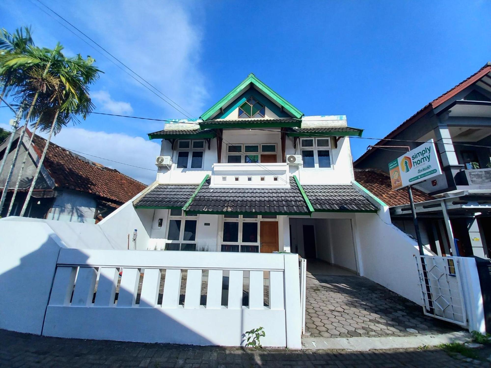 Homestay Simply Homy Warungboto Dekat Gembiraloka Yogyakarta Exterior foto